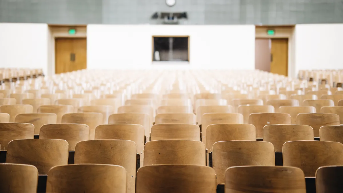 🎓 Primjena mjera SPNFT i MO u računovodstvenim uredima – kako to izgleda u praksi?